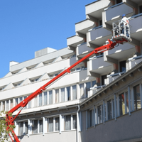 Kép 7/7 - Bérelhető Emelőkosaras utánfutó kezelőszemélyzettel