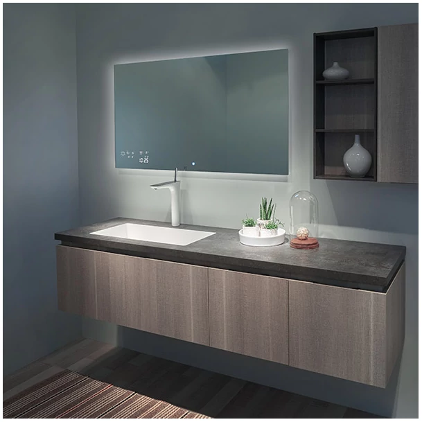 okostükör a fürdőszobában